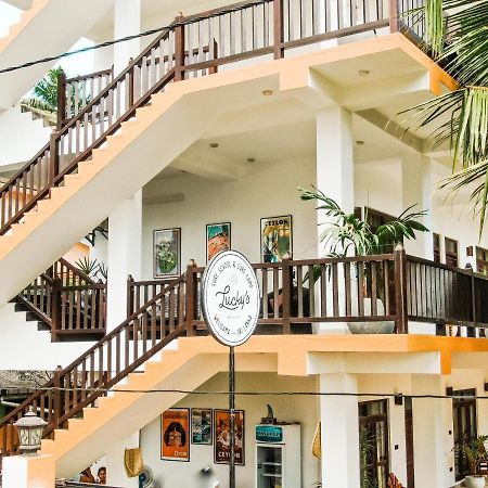 Bed and Breakfast Lucky'S Surf Camp Weligama Exteriér fotografie