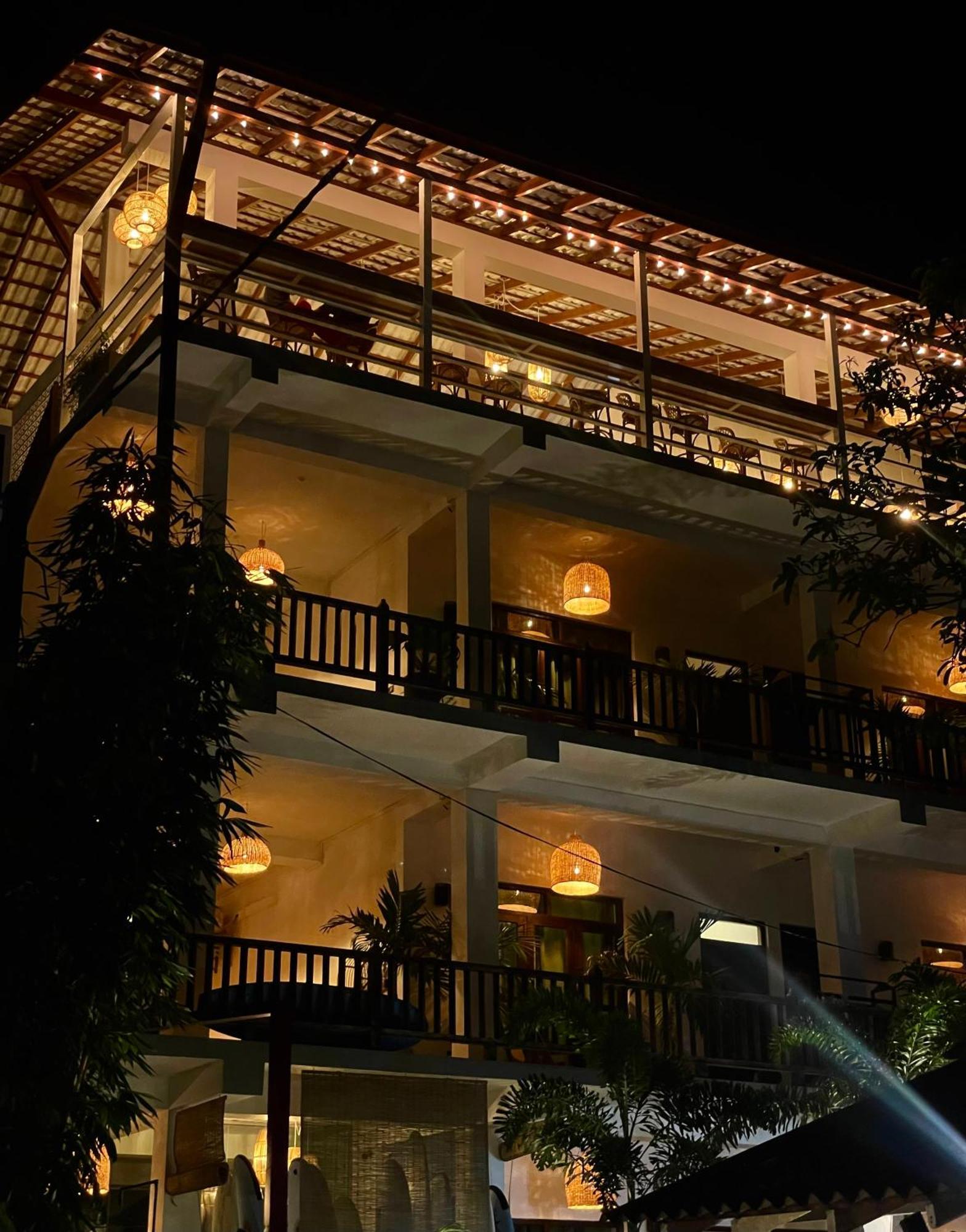Bed and Breakfast Lucky'S Surf Camp Weligama Exteriér fotografie