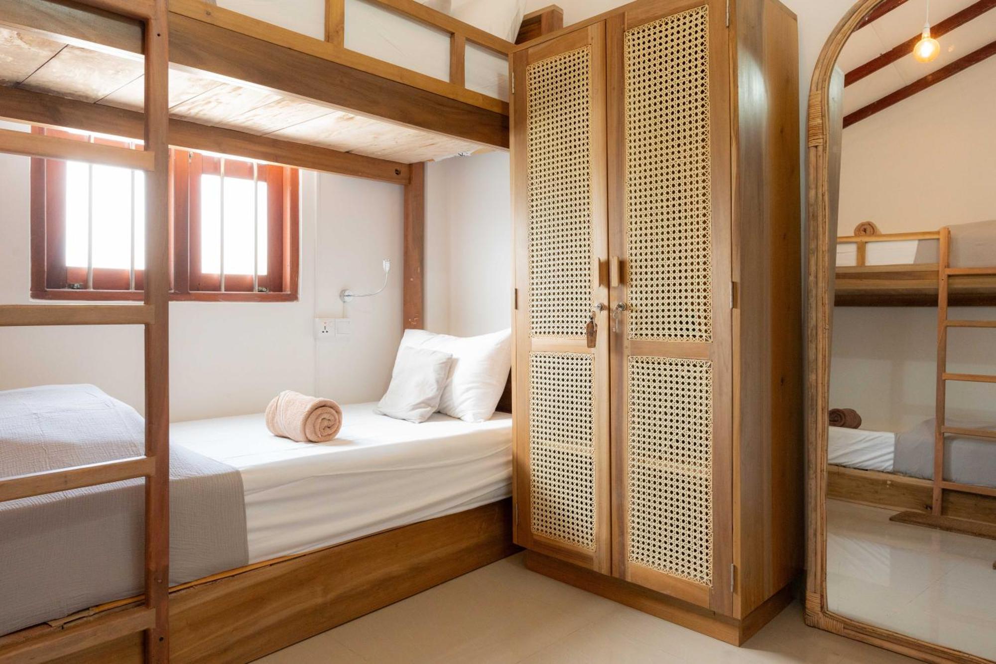 Bed and Breakfast Lucky'S Surf Camp Weligama Exteriér fotografie